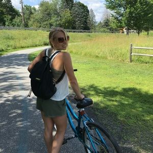 Meet your Posher, Michaela